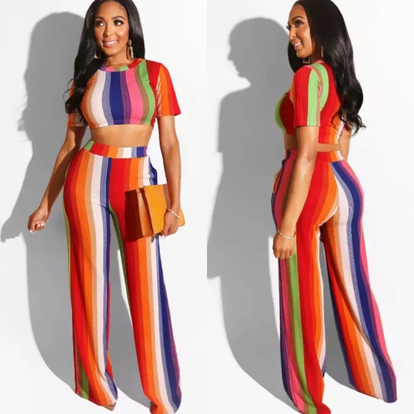 Other - NWT EASY BREEZY COLORFUL MATCHING SET